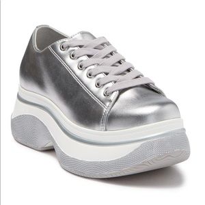 Steve Madden Flare Platform Sneakers